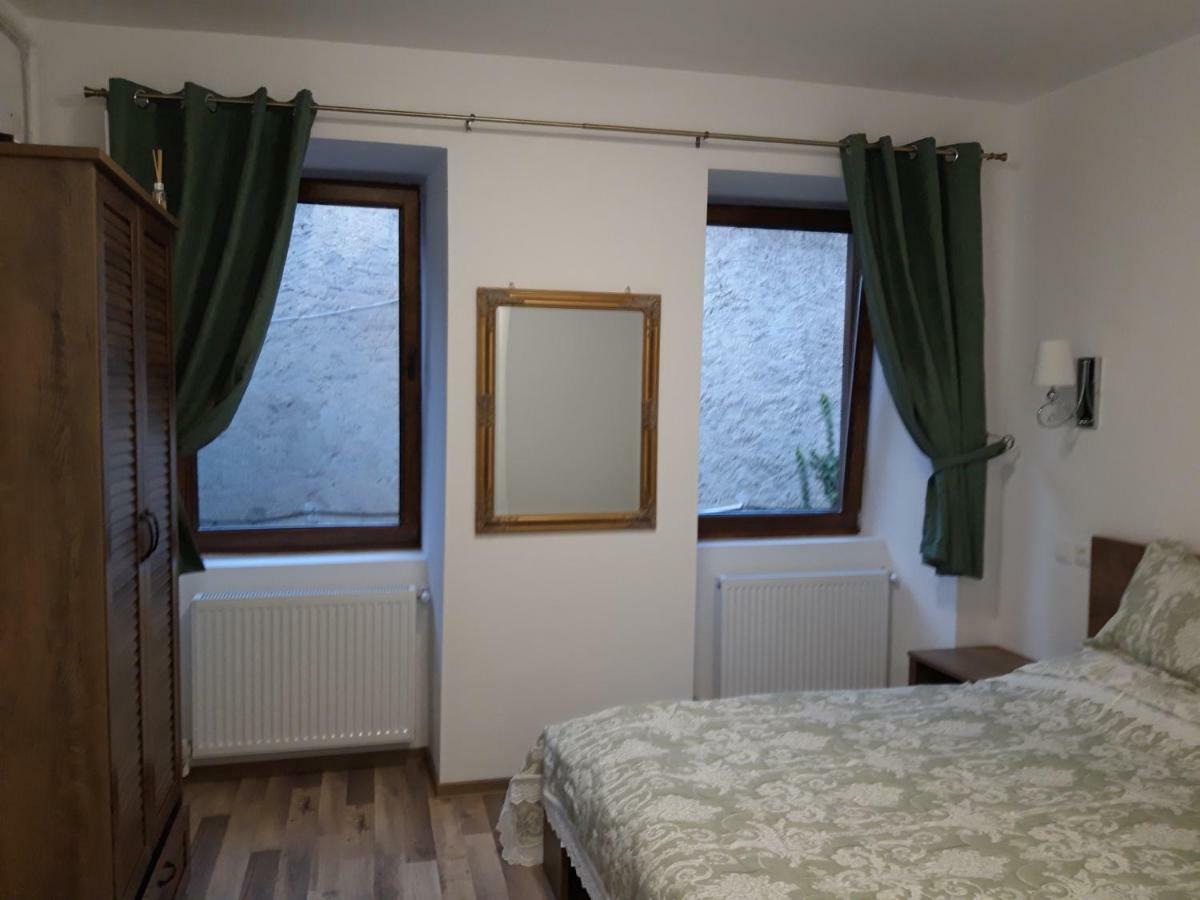 Sara House Apartment Bistrita  Exterior photo